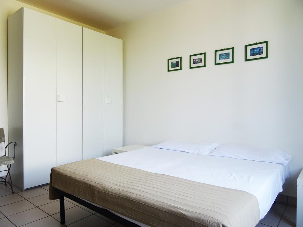Victoria Hotels Carso Camnago Volta Екстериор снимка