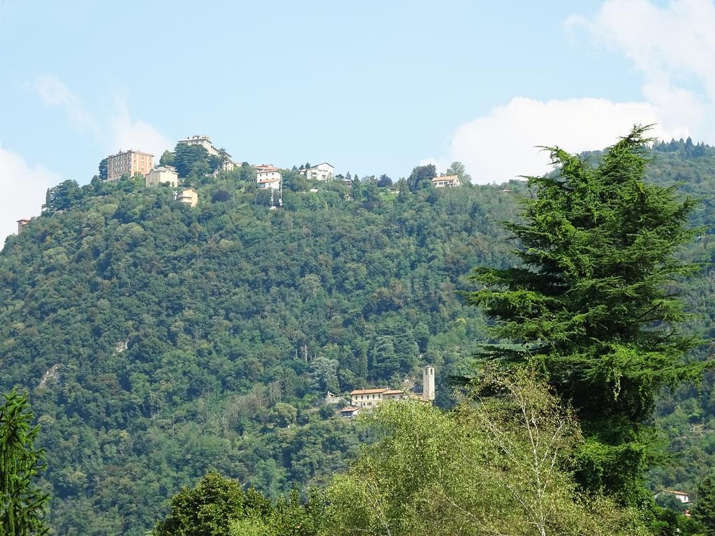 Victoria Hotels Carso Camnago Volta Екстериор снимка