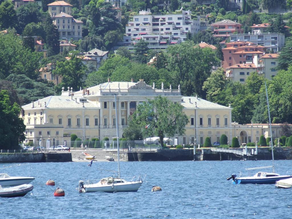 Victoria Hotels Carso Camnago Volta Екстериор снимка