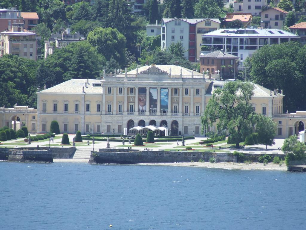 Victoria Hotels Carso Camnago Volta Екстериор снимка